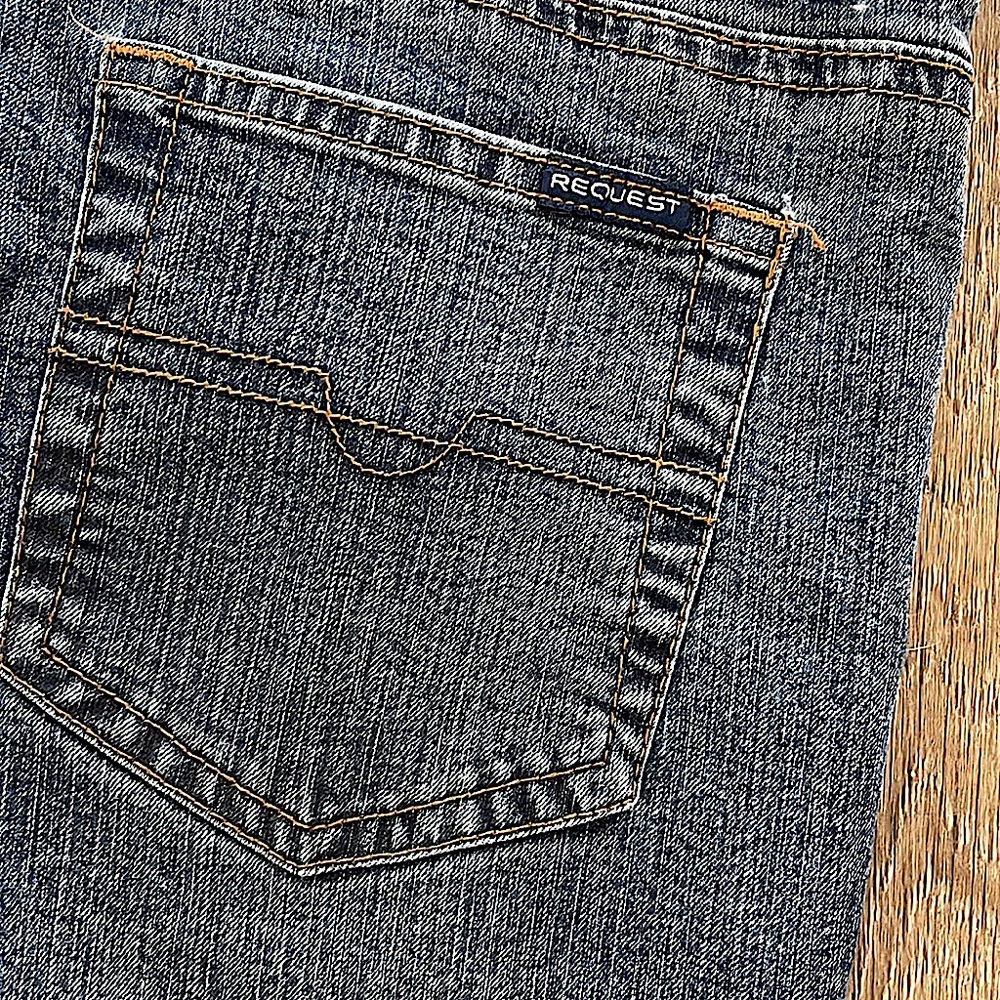 Request Semi-Flare Jeans - Picture 5 of 6